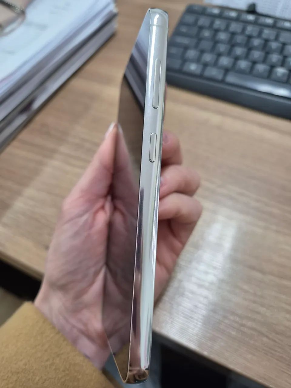 Vendo celular usado em ótimo estado Samsung S23 - Foto 3