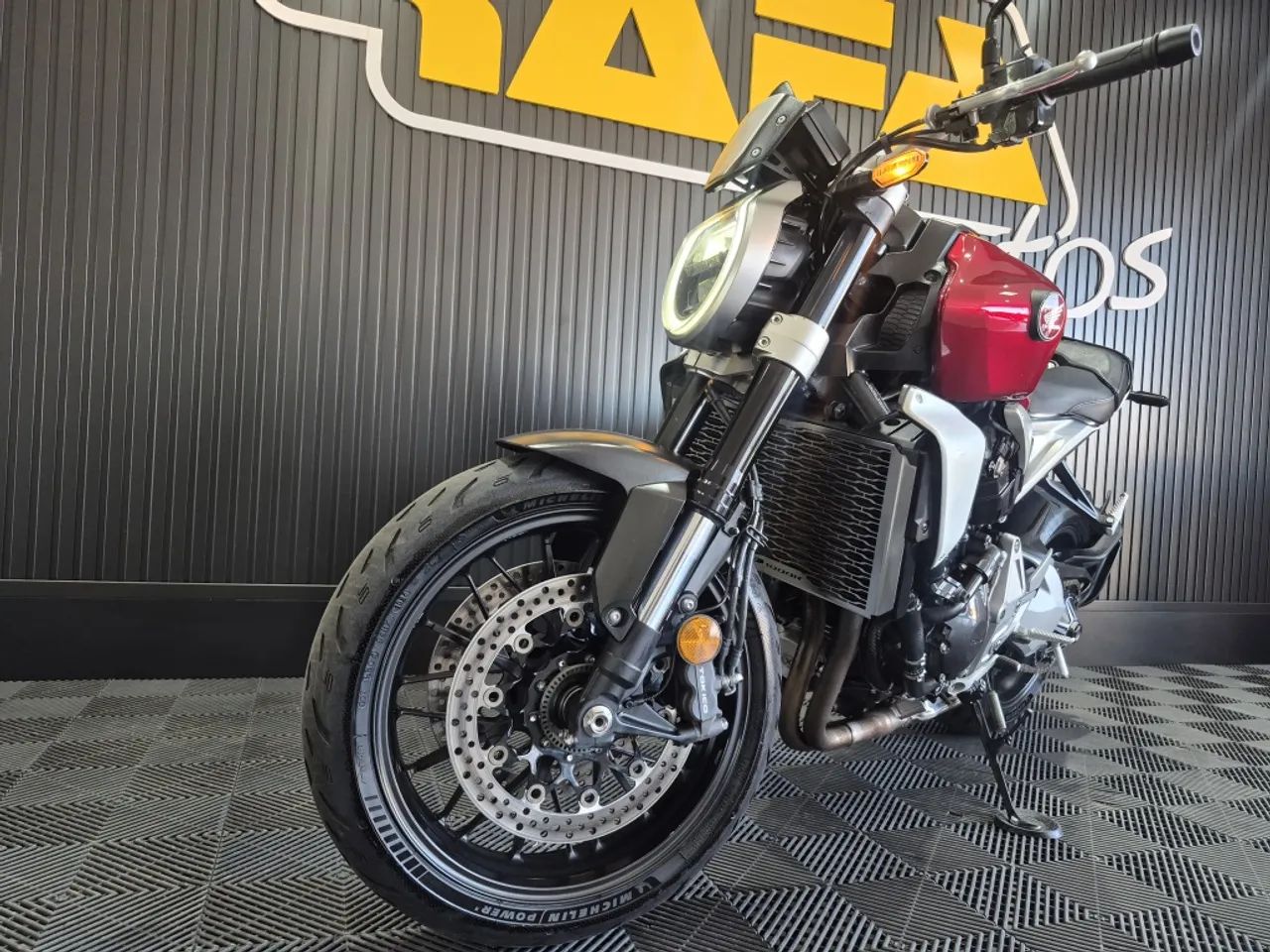 Honda Cb 1000r 2022 - Foto 3