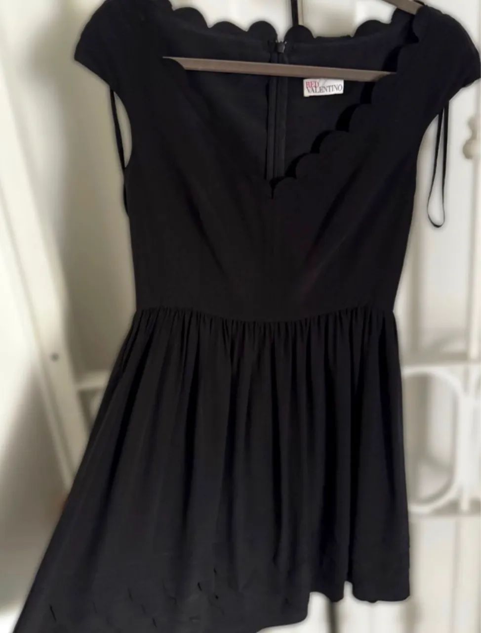 Vestido Valentino preto  - Foto 3