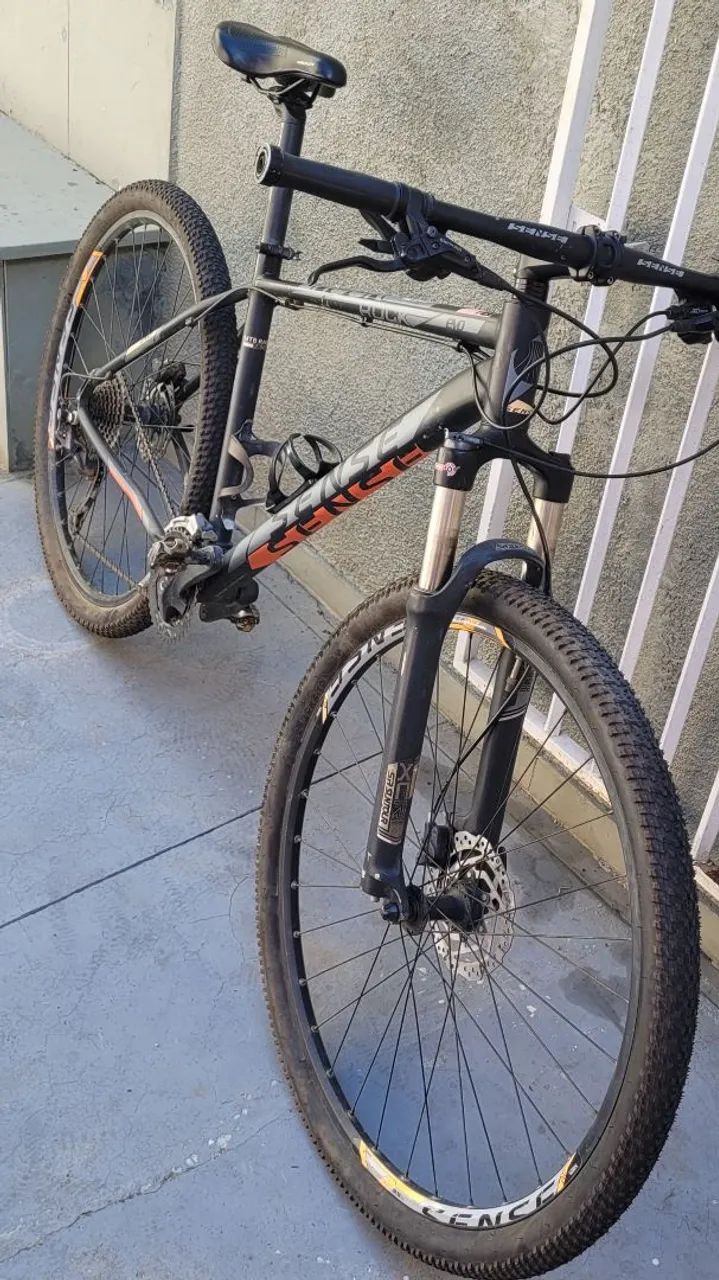 Bicicleta sense rock aro 29 semi nova em perfeito estado - Foto 3