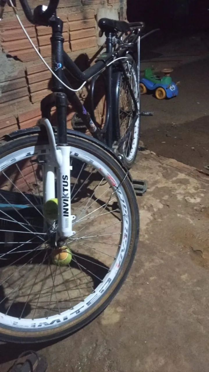Bicicleta  - Foto 3