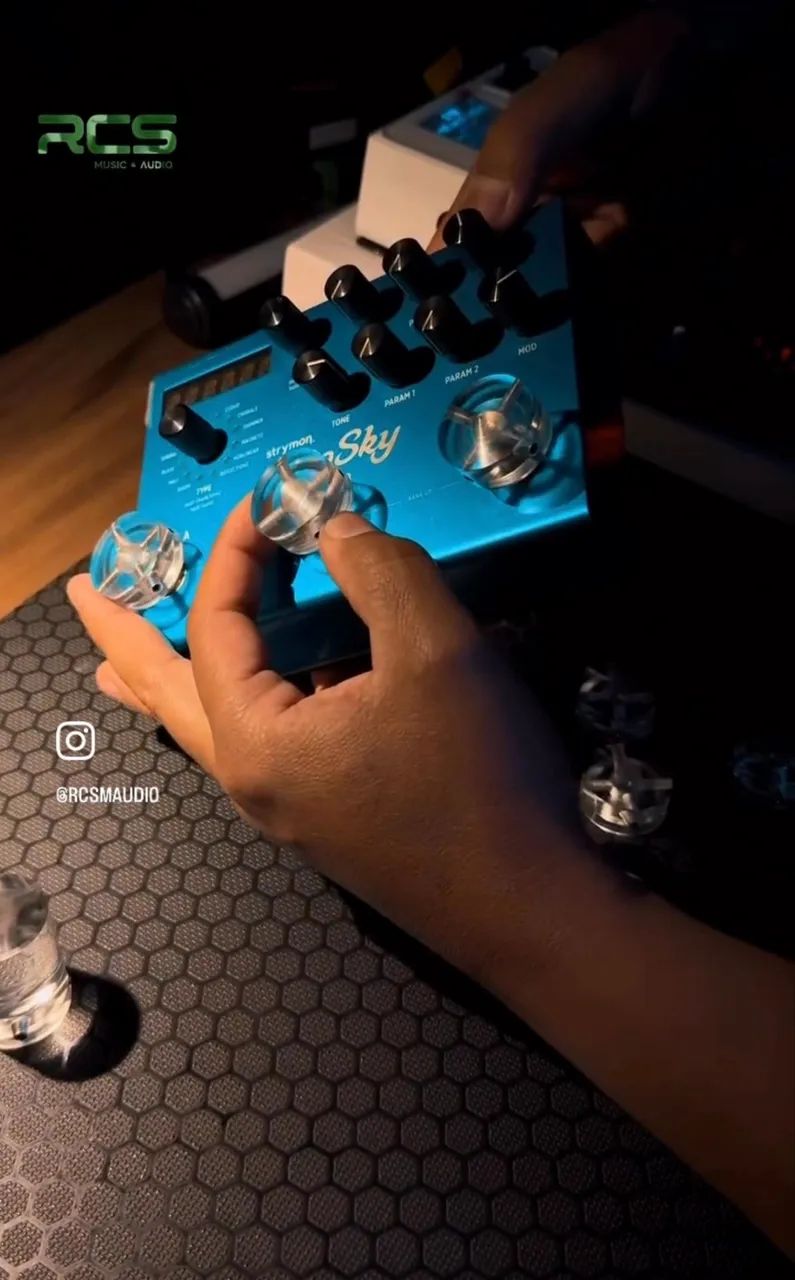 Strymon BigSky Topper Footswitch RCS M&Audio  - Foto 4