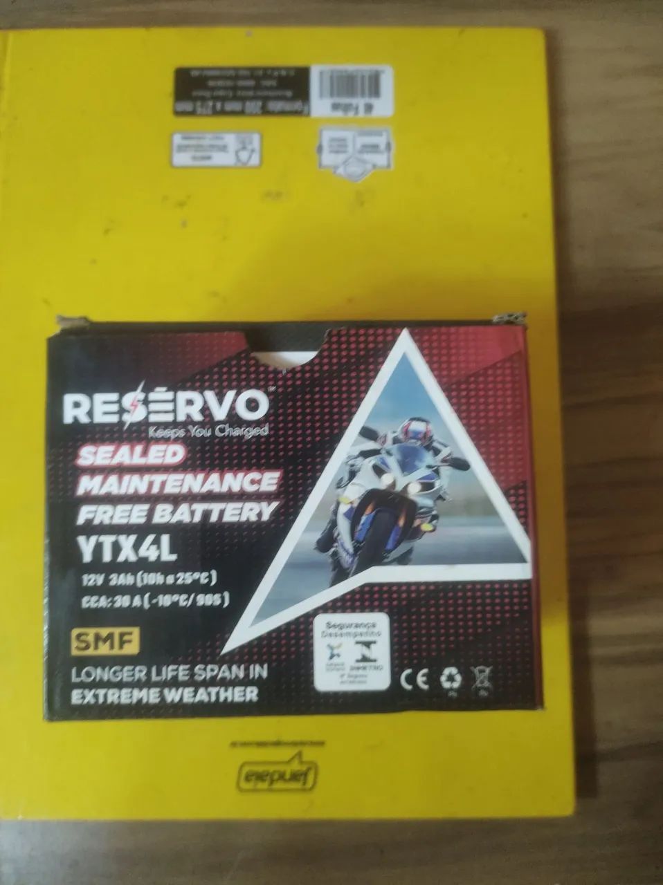 Bateria de moto na caixa - Foto 3