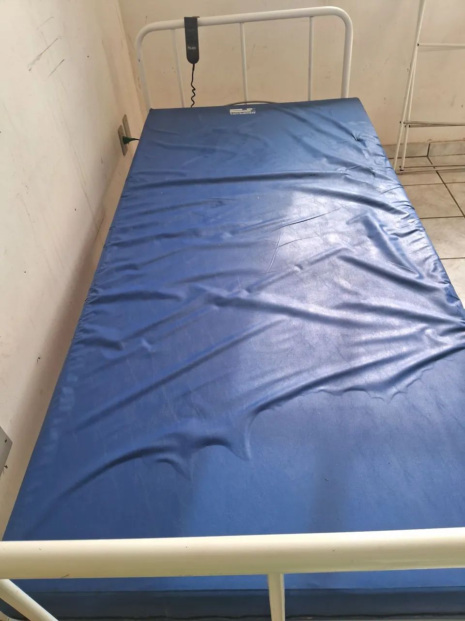 Vendo cama hospitalarar - Foto 2