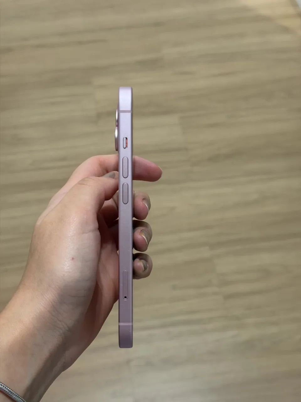 iPhone 15 - SÓ VENDA! - Foto 3