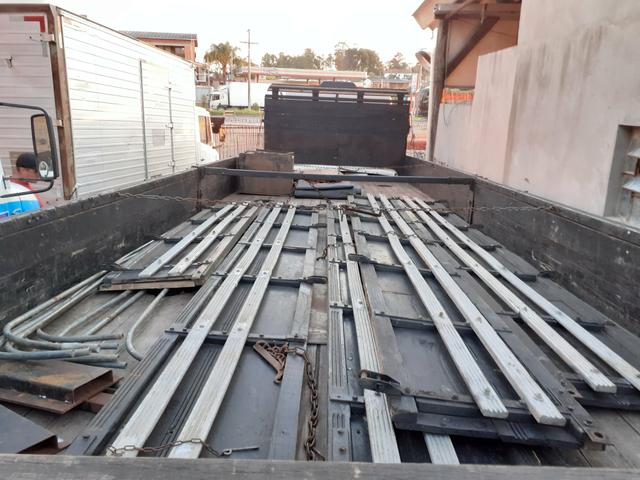 MB 1618 Truck Graneleiro Reduzido - Foto 4
