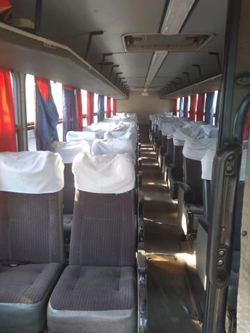 Vende-se ônibus