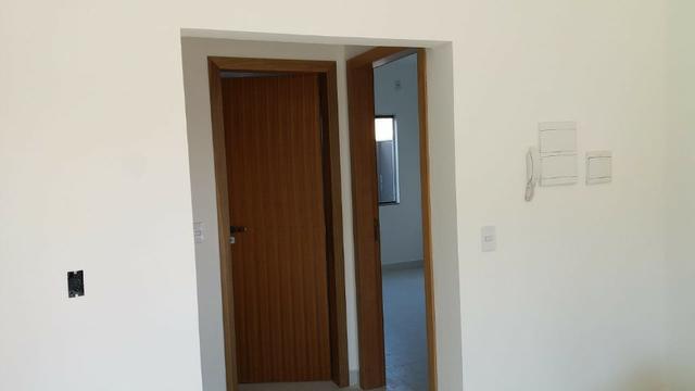 Apartamento Na Praia à 500 metros do Mar R$ 180 mil Piçarras - Foto 2