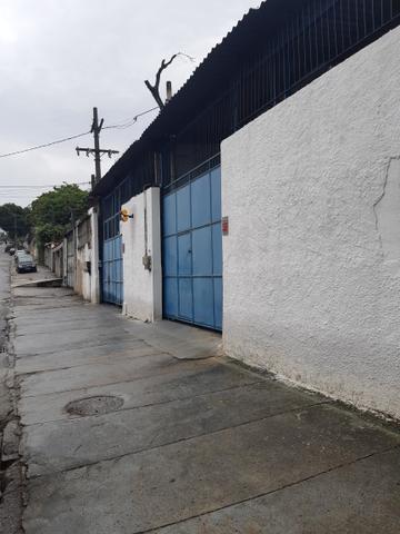 Galpão Inhauma com 1000 m2