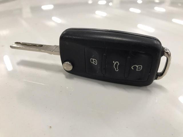 Vendo voyage comfortline 2016 . Motor 1.0 - 70mil KM rodado - Foto 6