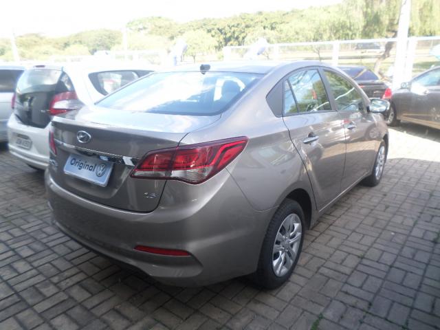 HYUNDAI HB20S 1.6 COMFORT PLUS 16V FLEX 4P MANUAL - Foto 2