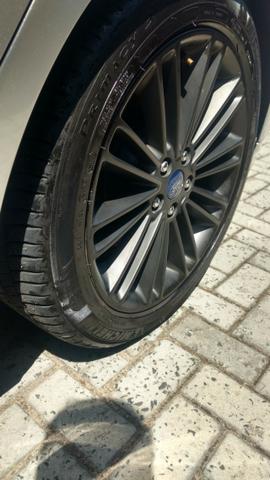 Ford Fusion Hybrid - Foto 10