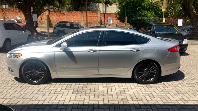 Ford Fusion Hybrid - Foto 12