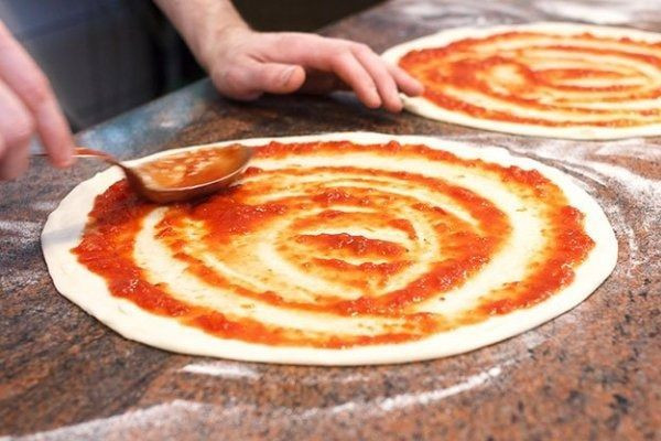 Pizzaiolo com Experiência