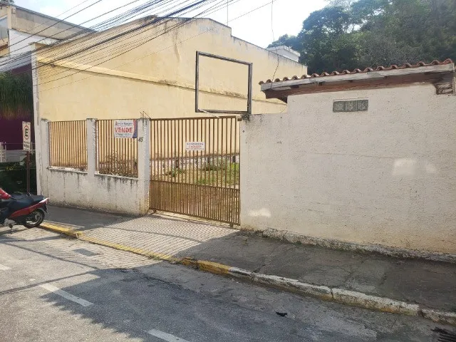 Terreno cantagalo RJ