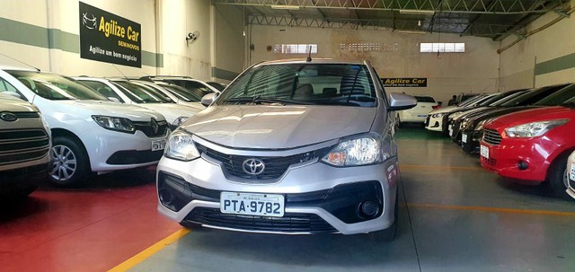 ETIOS SEDAN X AUTOMÁTICO 2017/2018