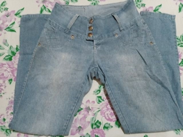 Calça Jeans com Elastano - Tamanho 44  - Foto 6