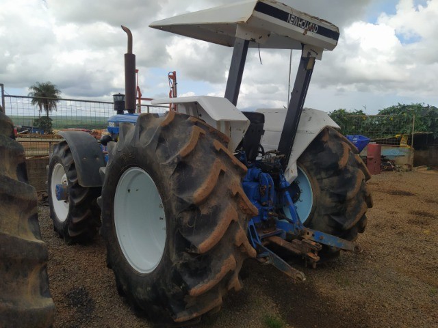 Trator new holland 7630 ano 2000 - Foto 3