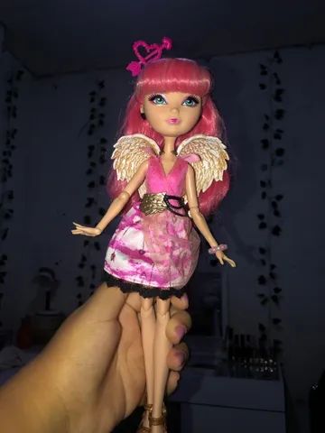 Boneca CA Cupid customizada da Monster H