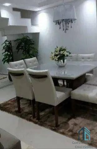 Casas à venda com 5 vagas em Parolin, Curitiba - PR, 82590-300