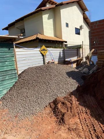 Vai construir ou reformar? Temos areia e pedra direto no seu endereço com entrega rápida! - Foto 6
