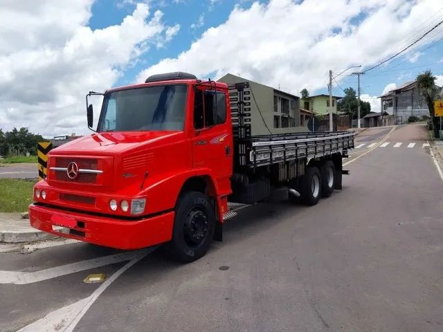 Mercedes-Benz 1620 carroceria 2007 - Foto 2