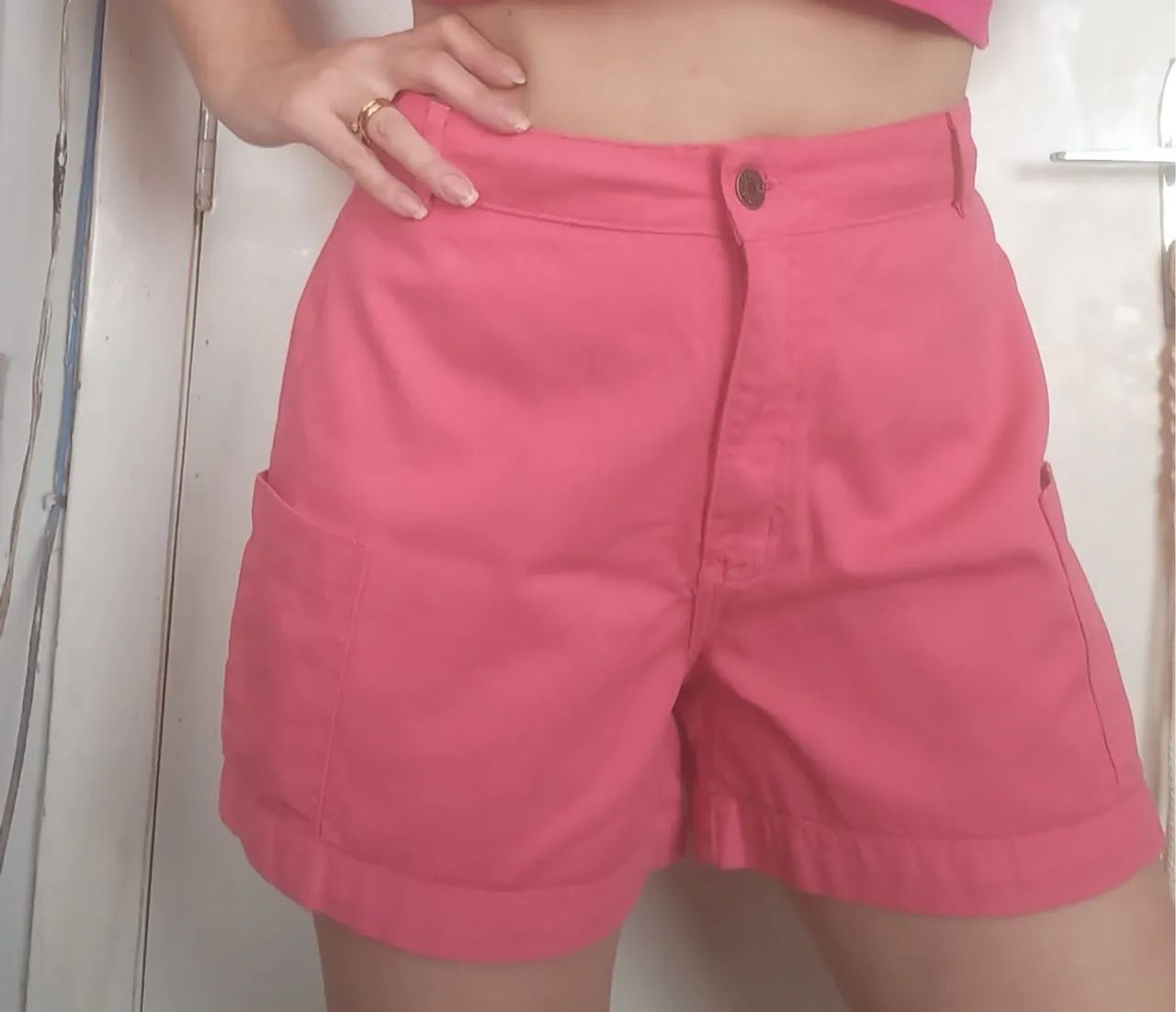 Short rosa feminino