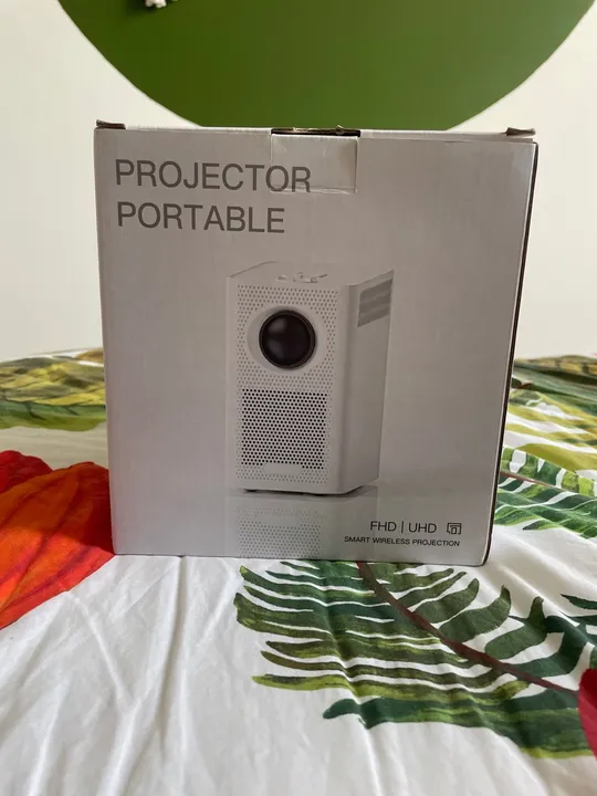 Projetor portátil- 4K