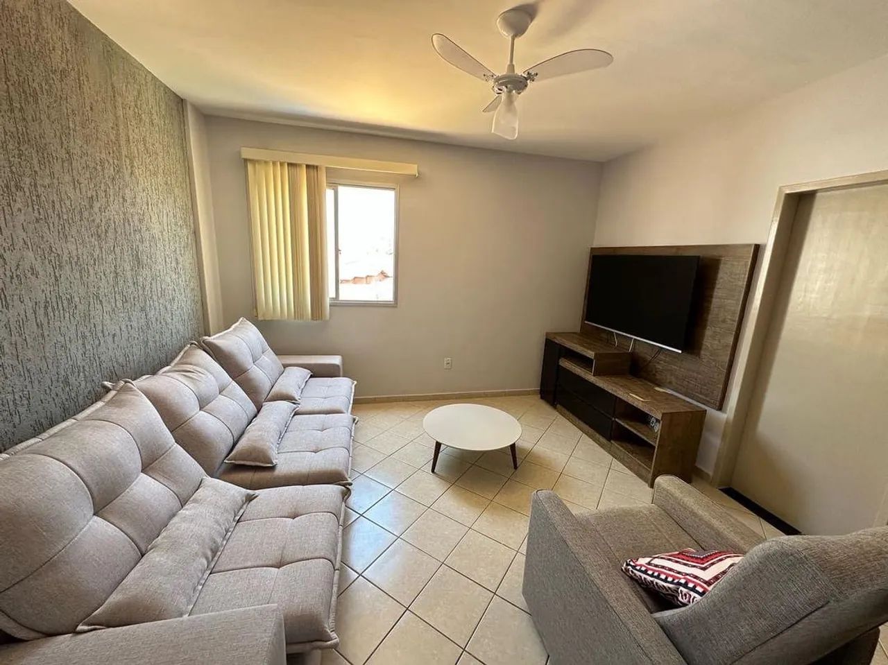 APTO 3 QTS PARA ALUGAR P/ TEMPORADA ENS. AZUL N. GUARAPARI A PARTIR DE R$ 460,00 A DIÁRIA.