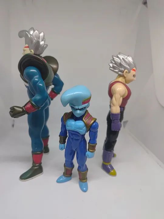 Lote Baby Dragon ball GT Super Battle Collection - Foto 3