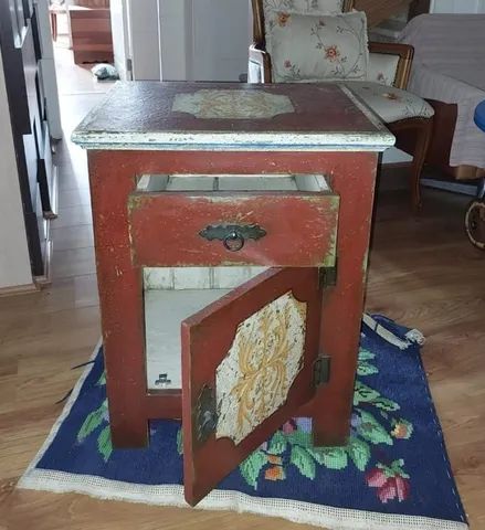 Mesa de Cabeceira em Madeira Rústica Demolição - Foto 4