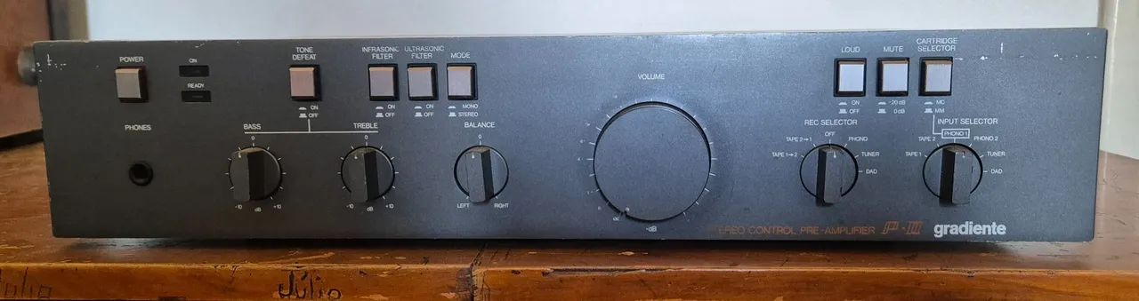 Gradiente Pré Amplificador Modelo P-II Linha Esotech