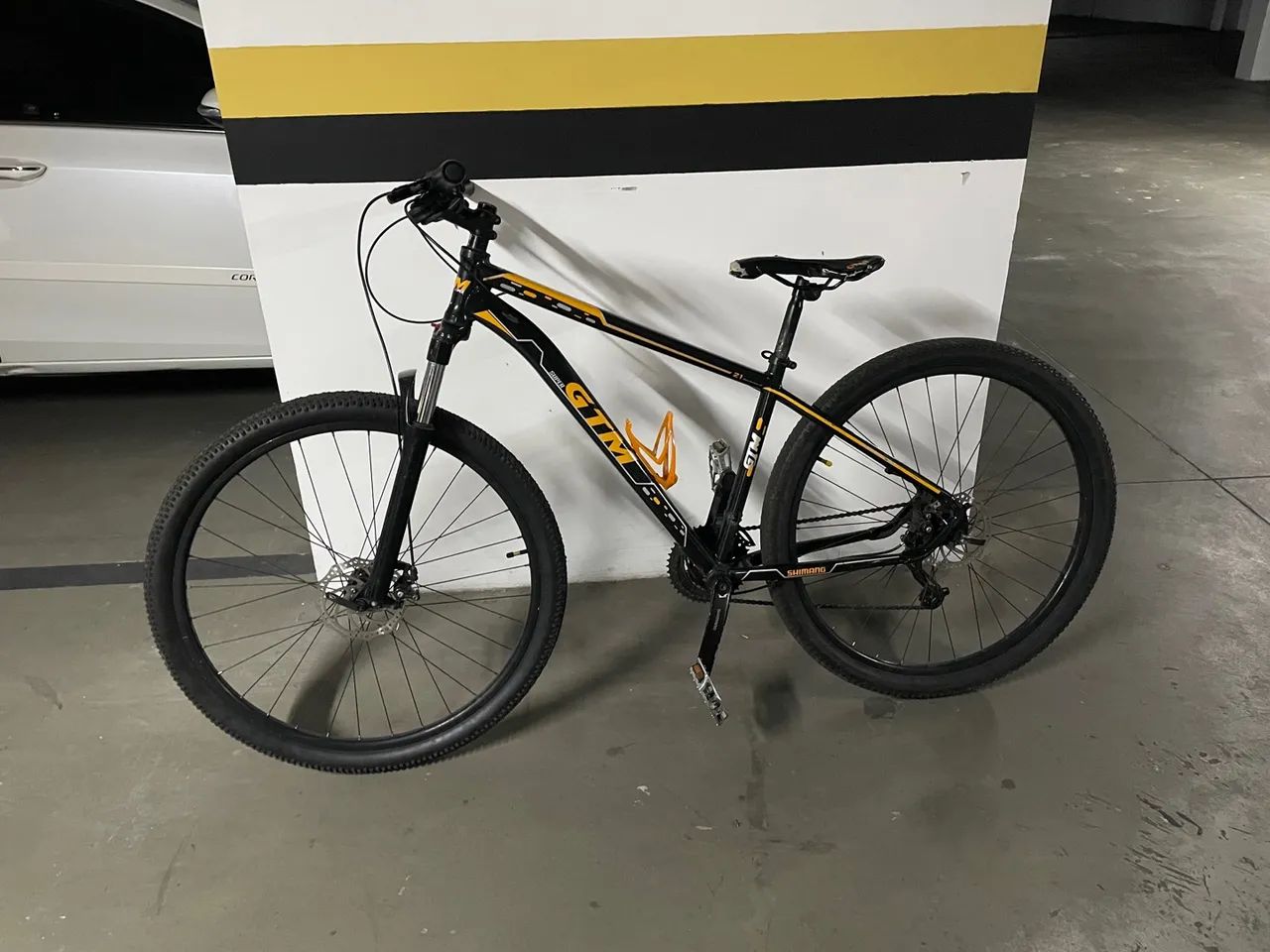 Bicicleta GTM Mountain Bike Aro 29 com 21 marchas  - Foto 2
