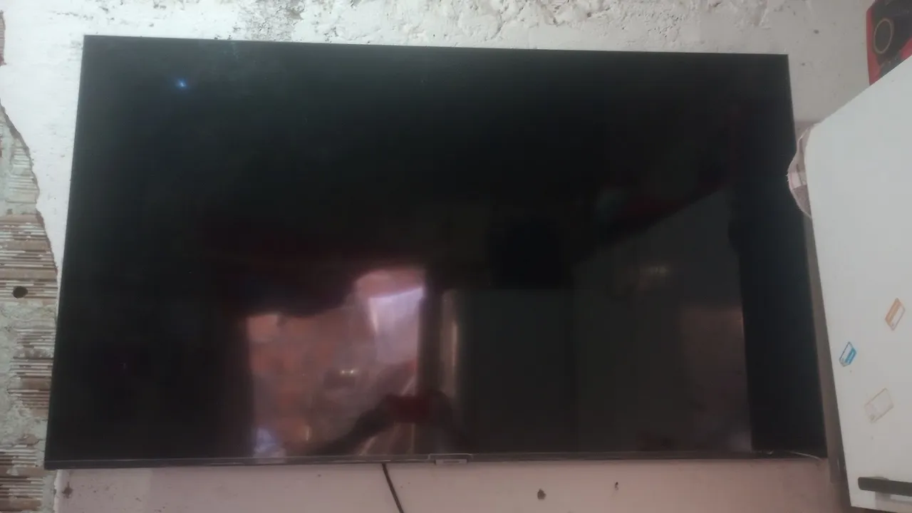 Suporte para TV - Fixação Segura e Prática