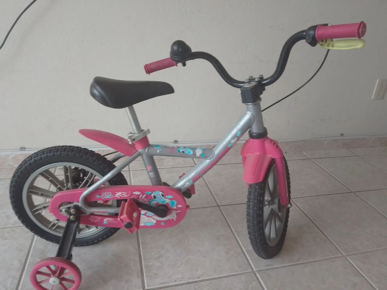Bicicleta infantil marca BTWIN - Foto 4
