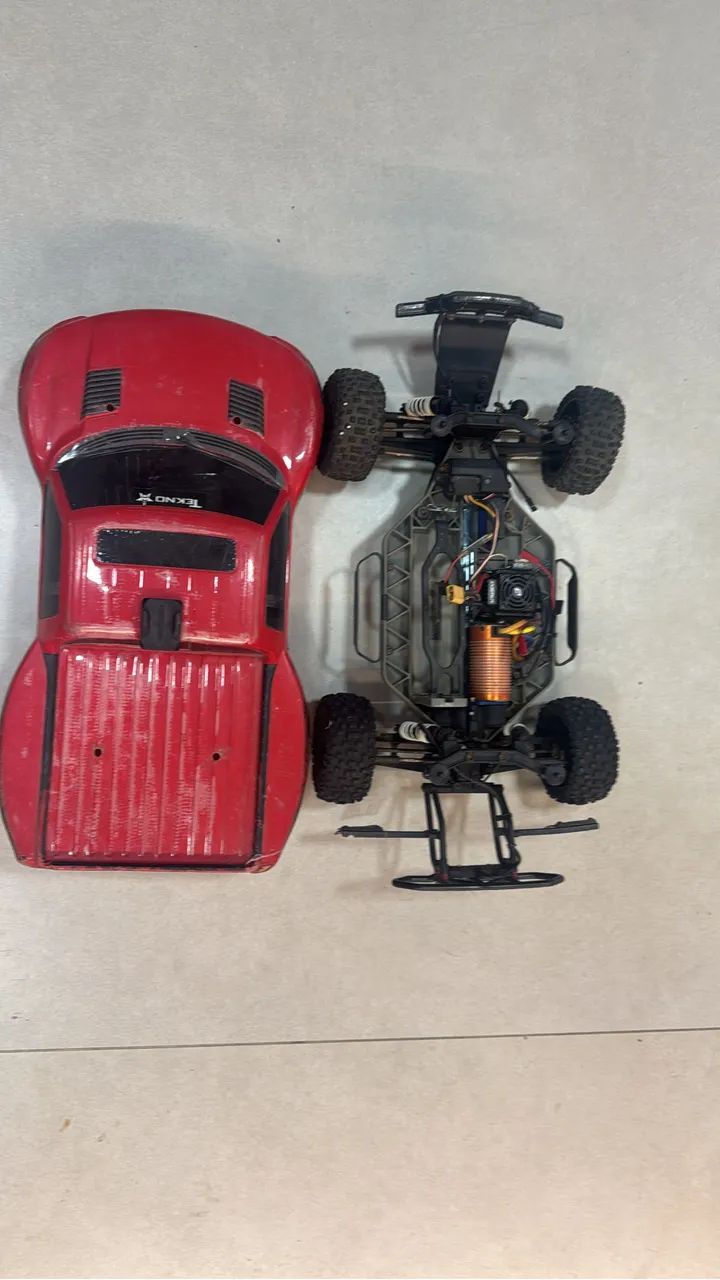 Automodelo traxxas slash 4x4 6s - Foto 3