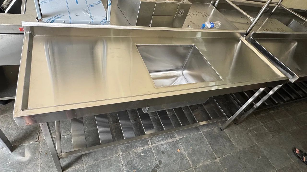 Pia de Inox Industrial com Cuba 1,80 x 0,60 - Foto 2