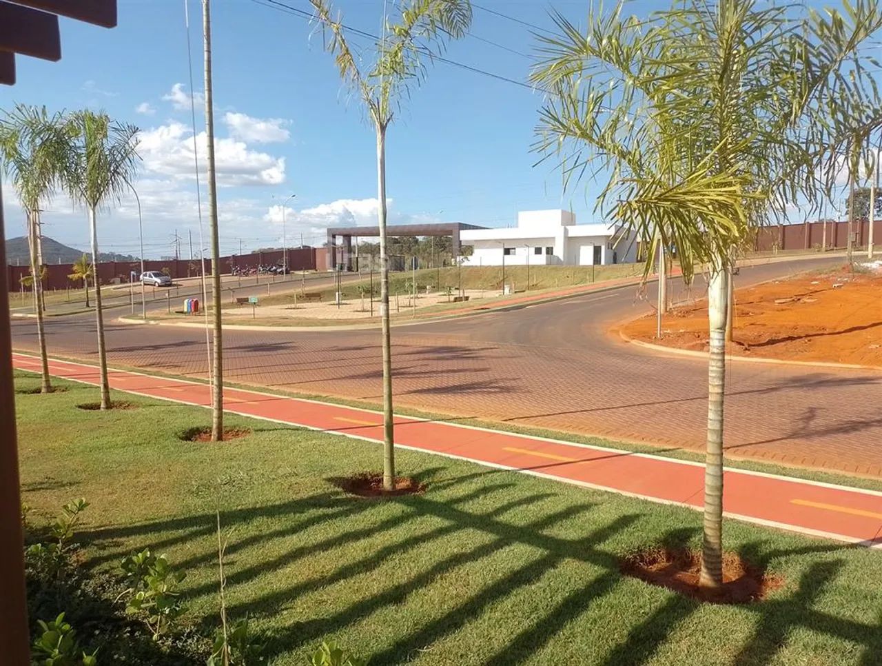 VENDO UM TERRENO 250 MT JARDINS PARMA SENADOR CANEDO - Foto 5