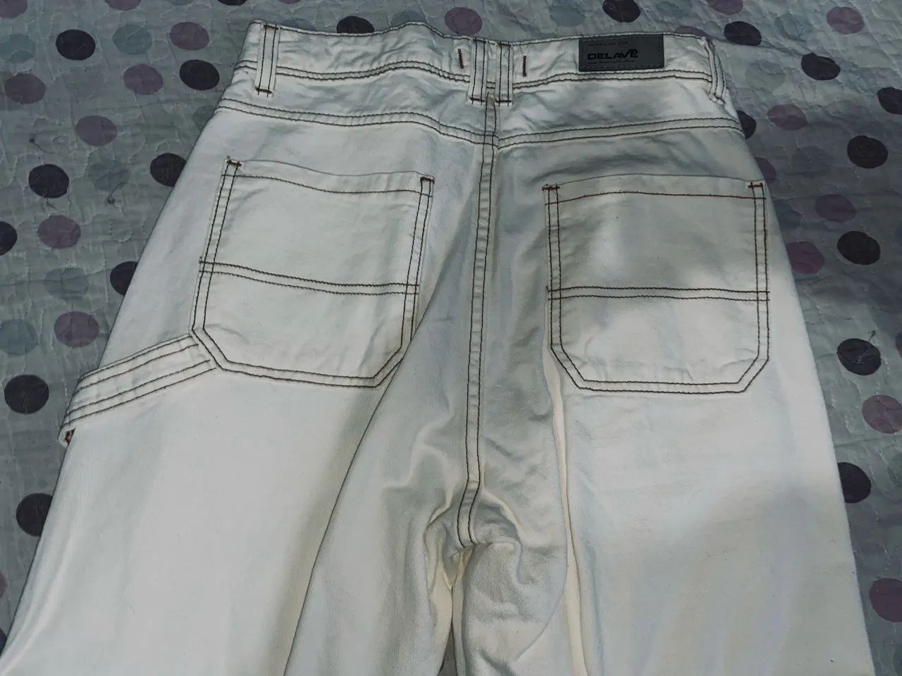 CALÇA JEANS CARGO BRANCA - Foto 3