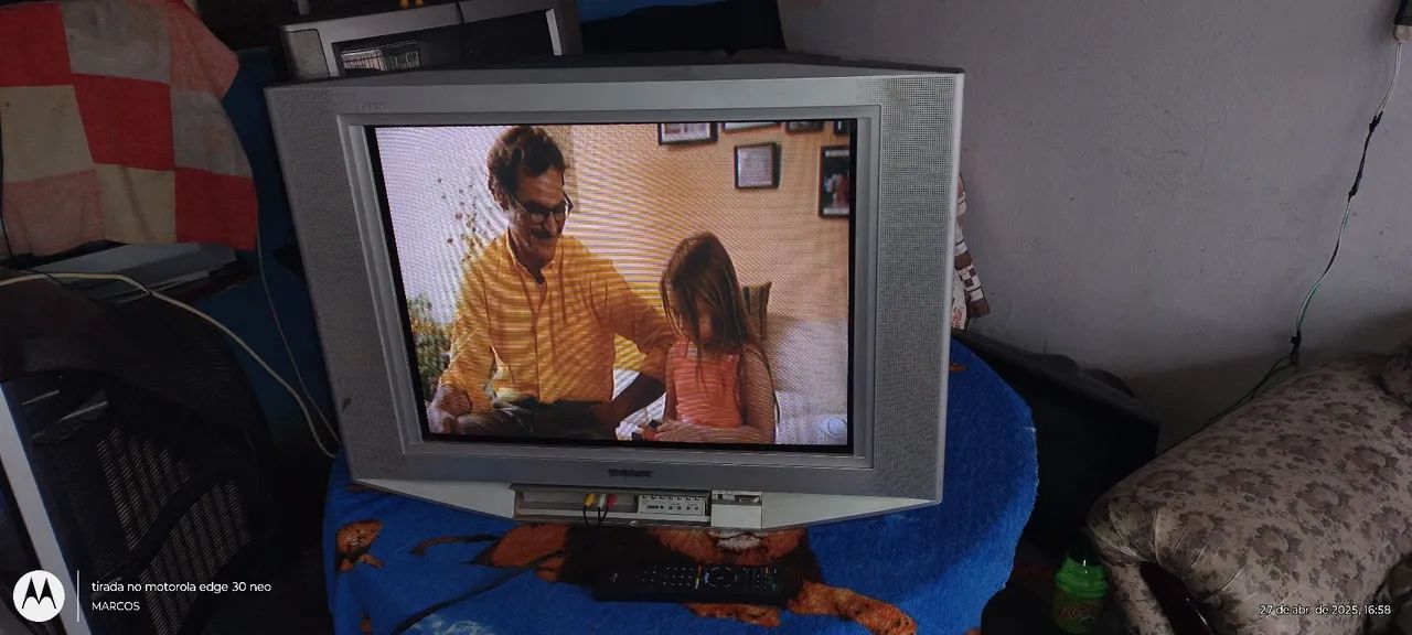 TV DE TUBO 29 SONY WEGA.(entrego com taxa) - Foto 2