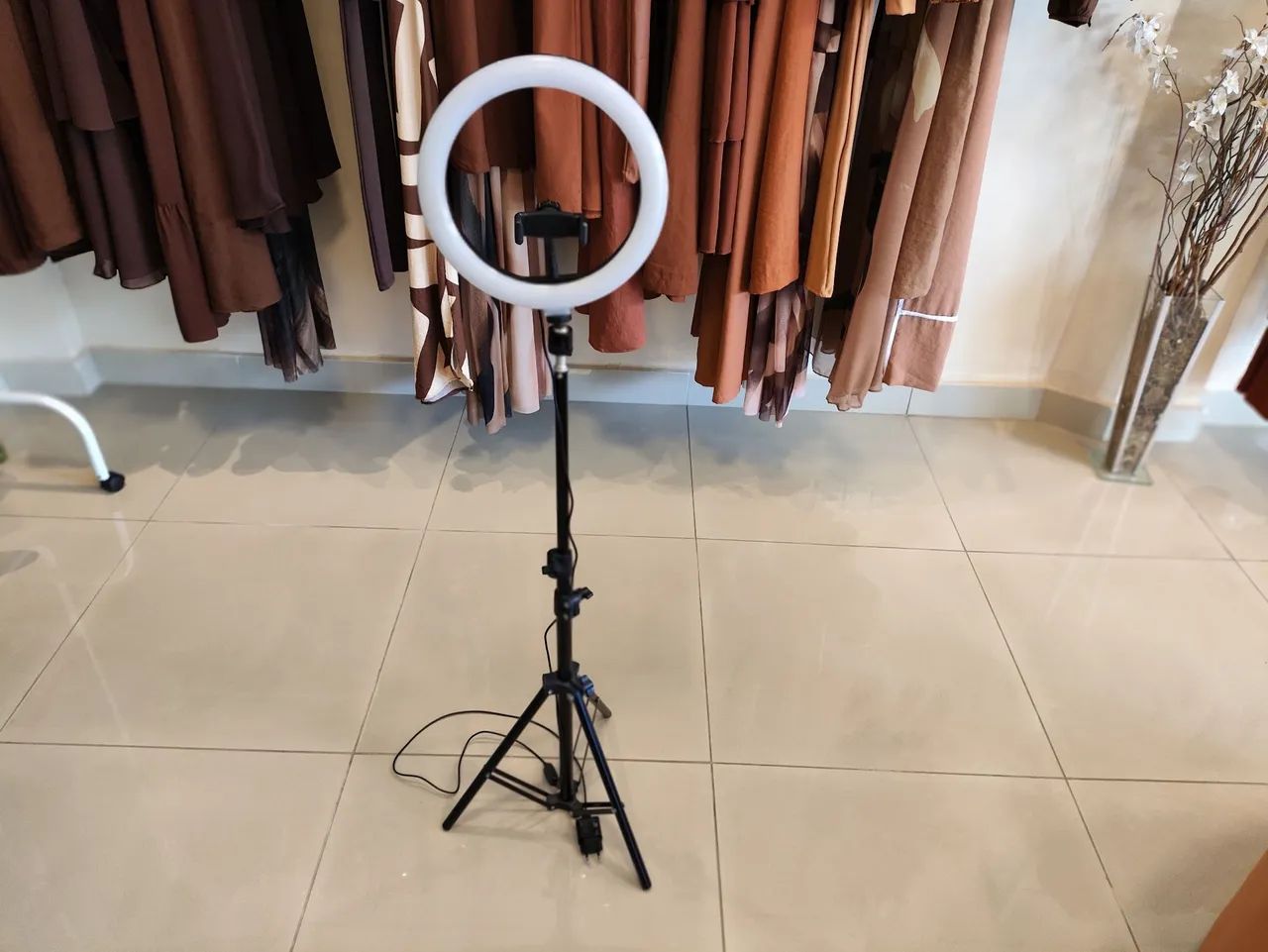Ring Light Profissional para Celular - Iluminação Perfeita - Foto 3