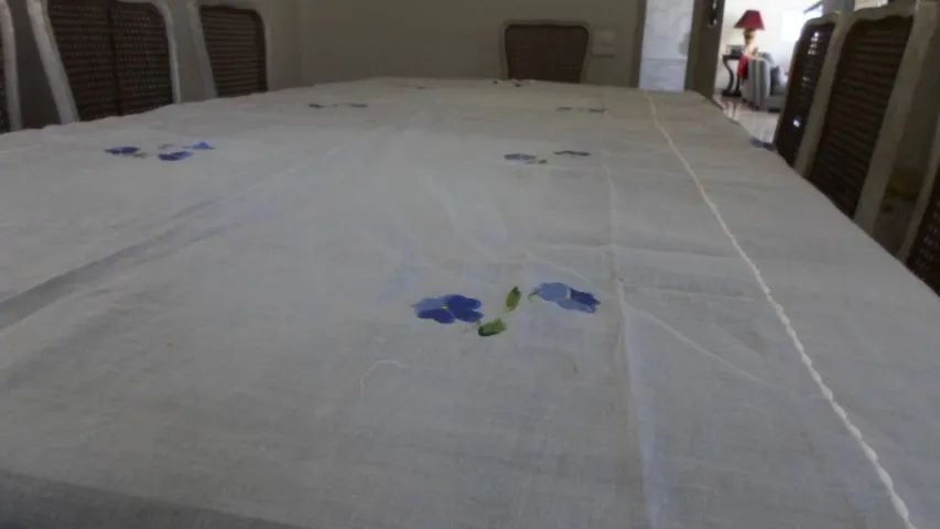 TOALHA DE MESA RETANGULAR SANJÔ - BRANCA FLORAL COM GUARDANAPOS (2,60x 1,50 cm)   - Foto 6