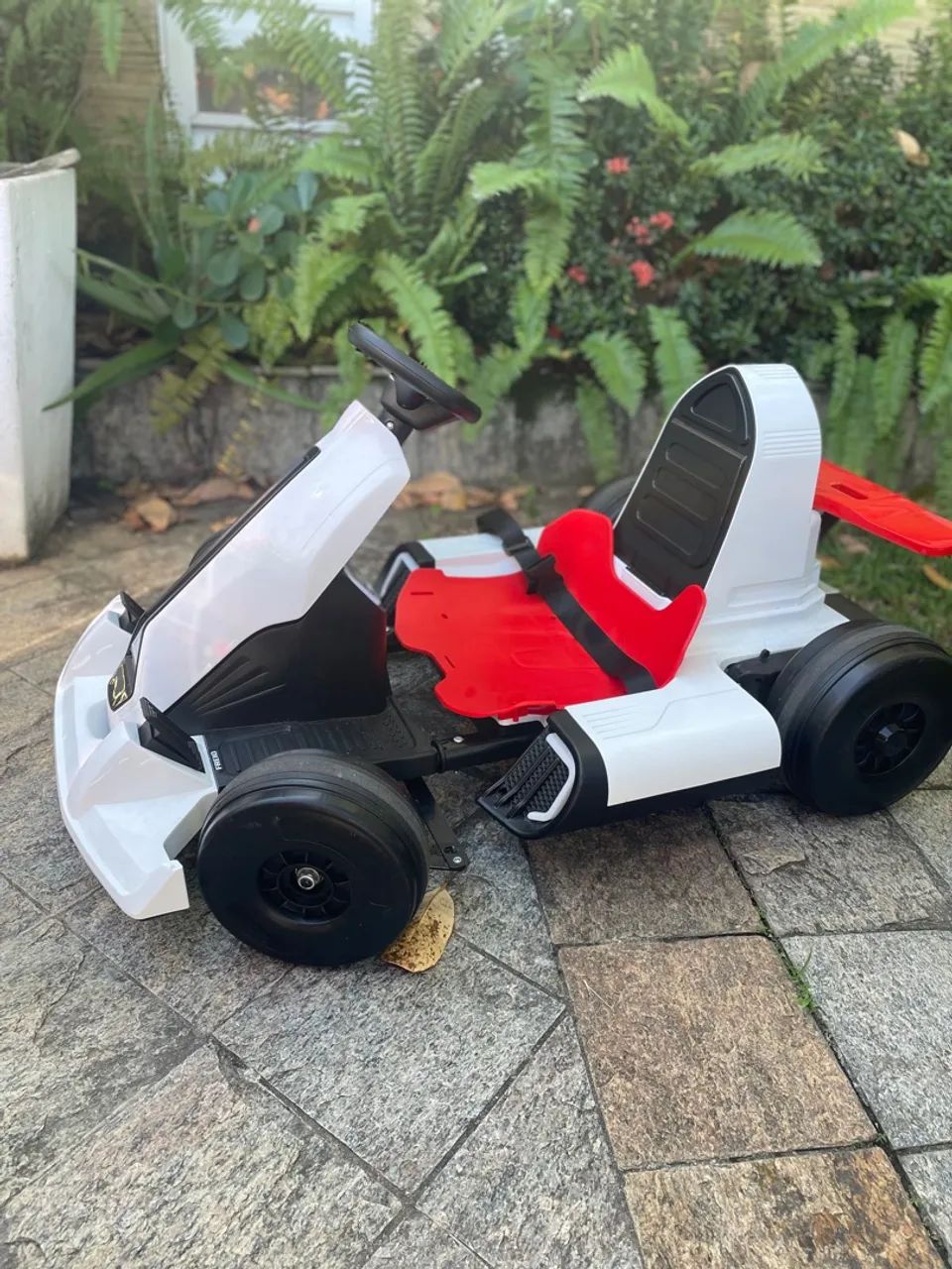 Kart Elétrico Infantil - Diversão Garantida!