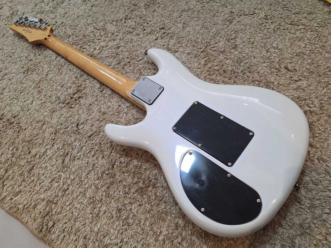 Ibanez JS100 Satriani Branco Pérola Made in Korea - Instrumentos