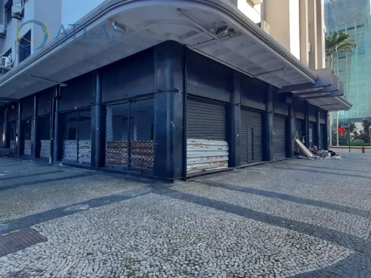 Ponto comercial/Loja/Box para aluguel tem 375 metros quadrados em Centro - Rio de Janeiro 