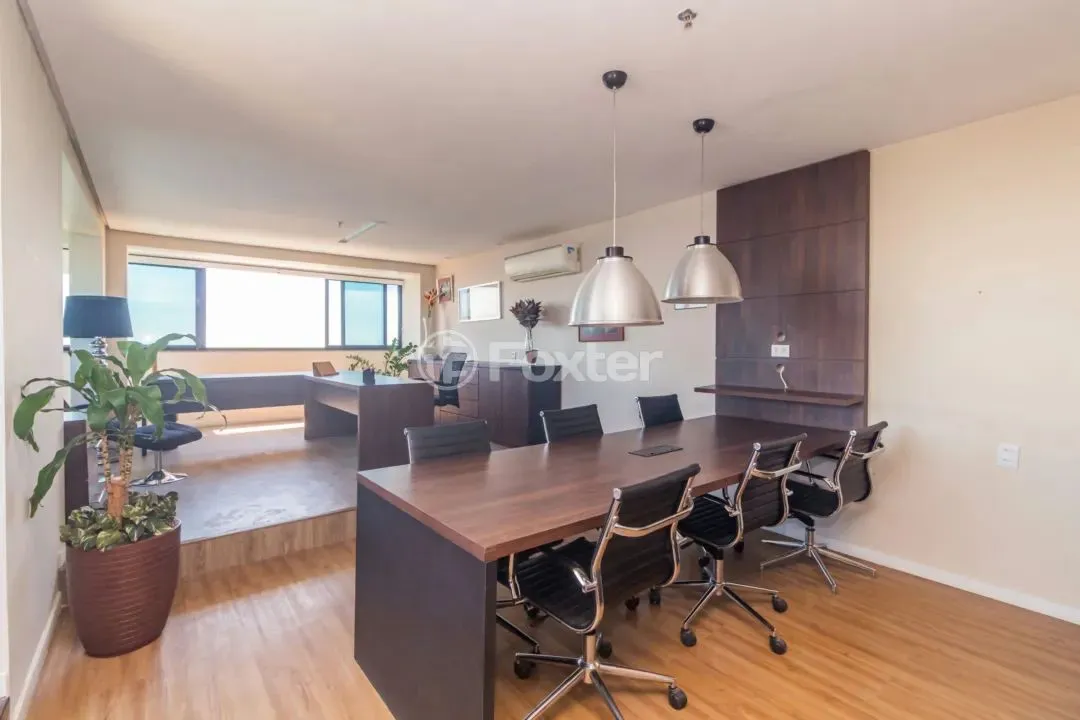 Sala / Conjunto Comercial à venda Avenida Carlos Gomes, Três Figueiras - Porto Alegre