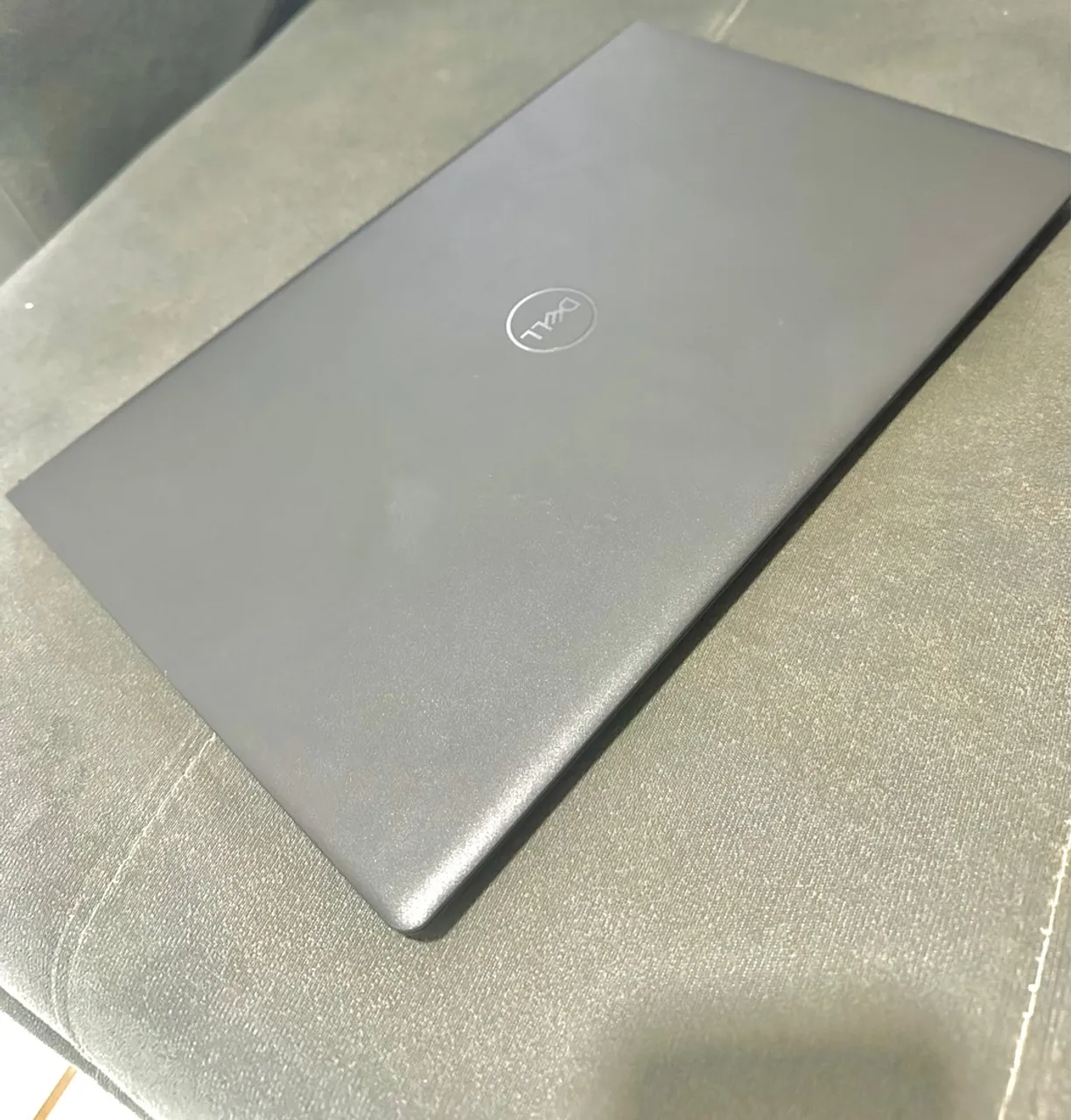 Notebook Dell - Design elegante e desempenho confiável
