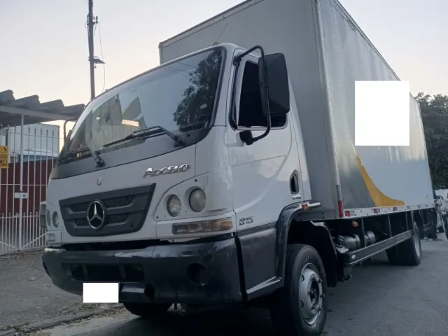 Accelo 815 M. Benz