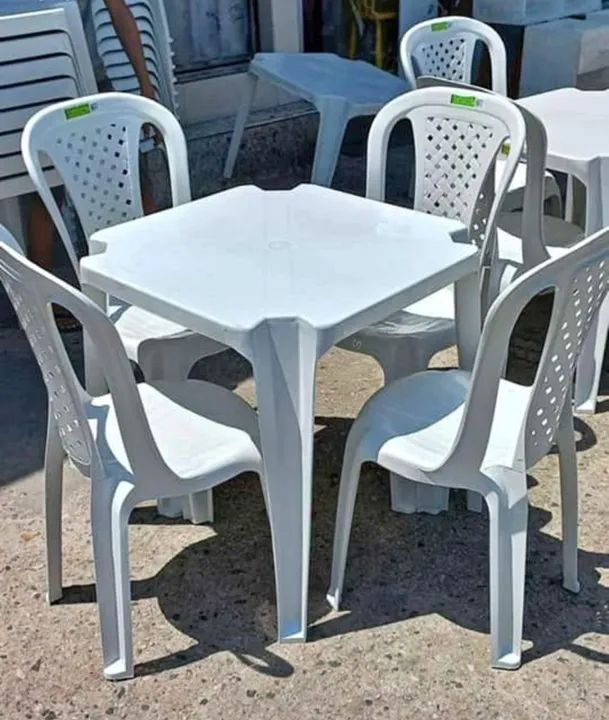Jogo de Mesa e Cadeiras para sua Área Externa
