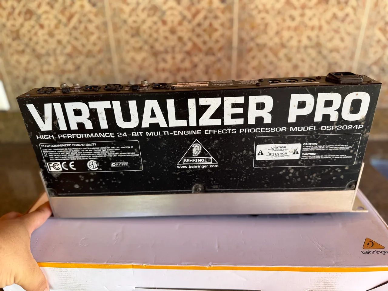 Virtualize pro Behringer64985867916802123